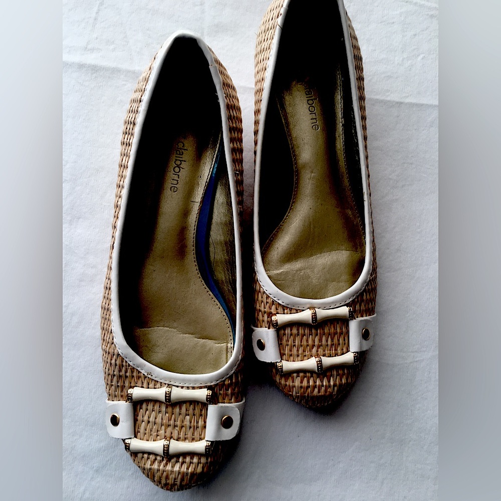 Liz Claiborne Women’s shoes beautiful colour/style